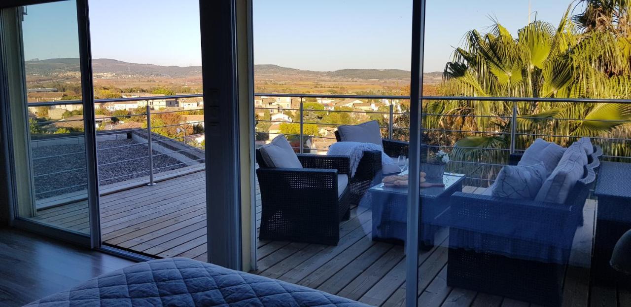 Beautiful Villa With A Stunning View Roujan Exterior foto